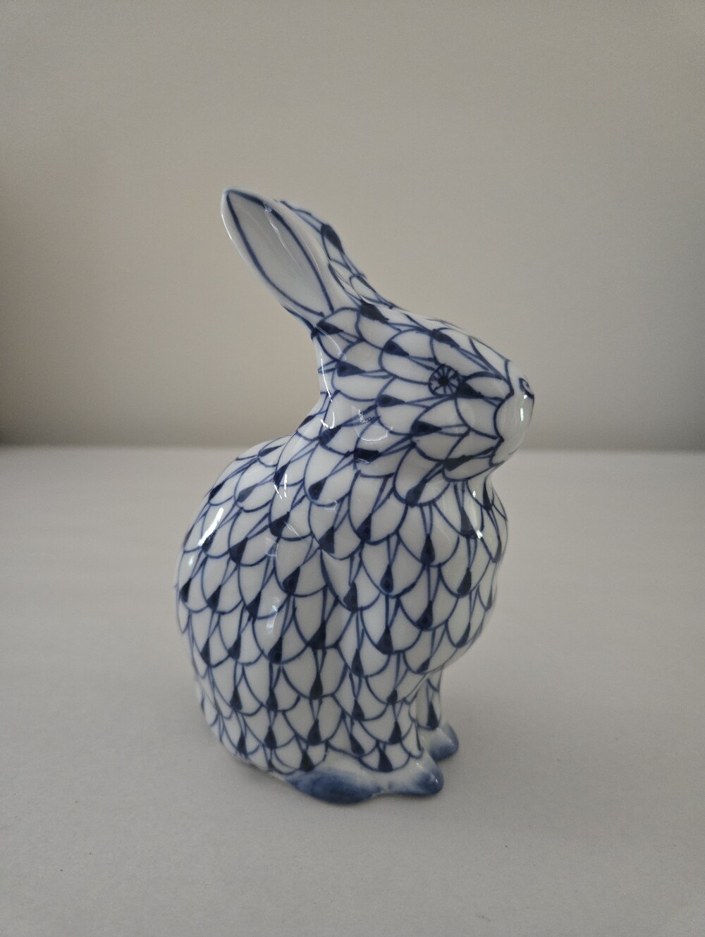 Vintage Andrea By Sadek Blue Fishnet Bunny Rabbit Hand Painted Herend Style NOS